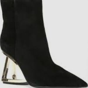 Gianni Bini Black Boots with Gold Heel With No Box